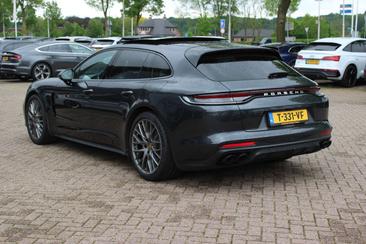 Porsche Panamera II E-Hybrid Platinum Edition — photo 2
