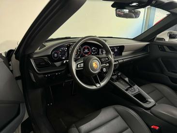 Porsche 992 I Carrera — photo 4
