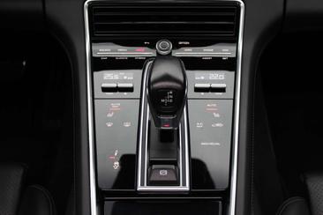 Porsche Panamera II E-Hybrid Platinum Edition — photo 26