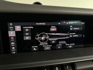 Porsche 992 I Carrera — photo 25