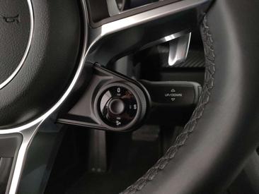 Porsche 718 Cayman T — photo 26