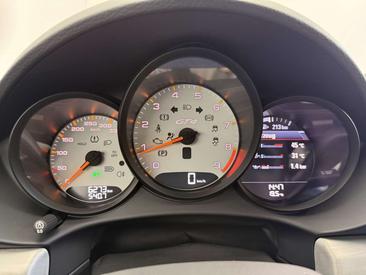 Porsche 718 Cayman GT4 — photo 16