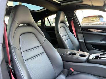 Porsche Panamera I — photo 18