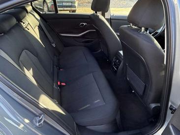 BMW 320 320i — photo 9