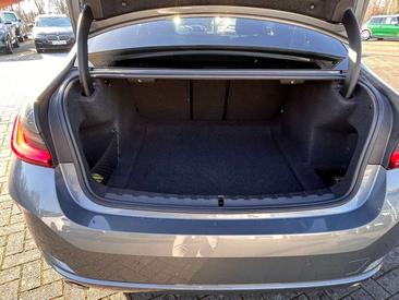 BMW 320 320i — photo 10