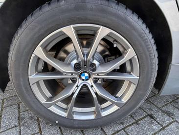 BMW 320 320i — photo 12