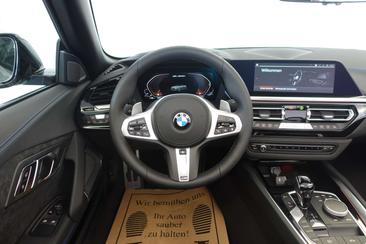 BMW Z4 M40i — photo 8