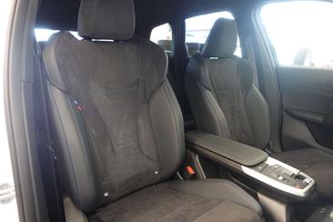 BMW IX1 XDrive30 — photo 6