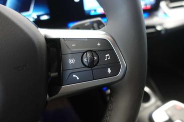 BMW IX1 XDrive30 — photo 12