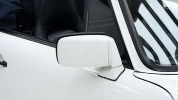 Porsche 964 Carrera 2 — photo 17