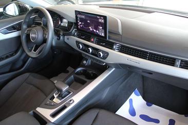 Audi A4 S Line Avant 40 TFSI — photo 11