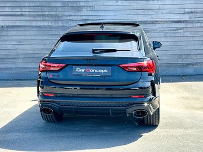 Audi RSQ3