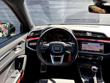 Audi RSQ3 — photo 5
