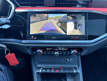 Audi RSQ3 — photo 13