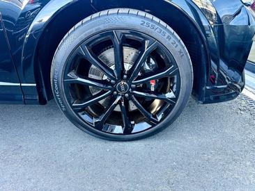 Audi RSQ3 — photo 29