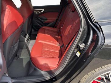Audi S5 Sportback Avant — photo 16