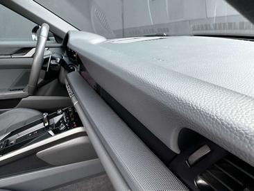 Porsche 992 I Carrera 4S — photo 18