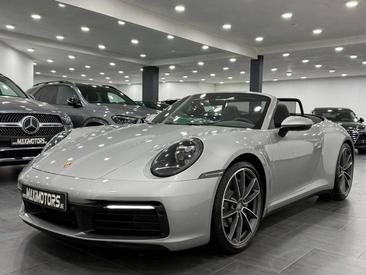 Porsche 992 I Carrera 2 — photo 9