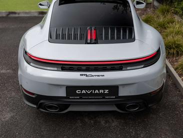 Porsche 992 II — photo 22