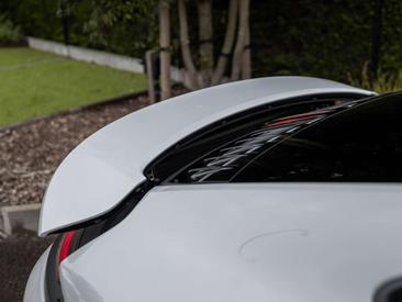 Porsche 992 II — photo 27