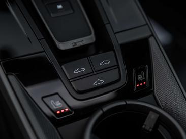 Porsche 992 II — photo 49