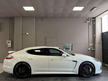 Porsche Panamera I Turbo S — photo 6
