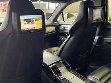 Porsche Panamera I Turbo S — photo 12