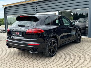 Porsche Cayenne III — photo 7