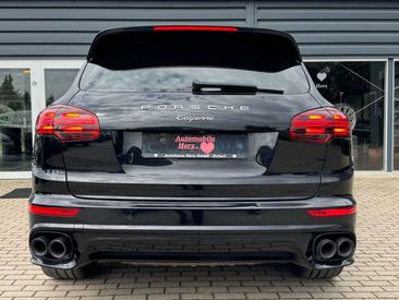 Porsche Cayenne III — photo 8