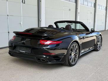 Porsche 991 Turbo — photo 10
