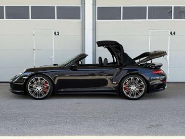 Porsche 991 Turbo — photo 11