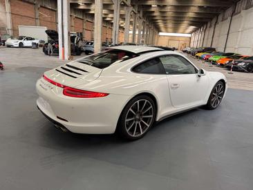 Porsche 991 I Carrera 4S — photo 4