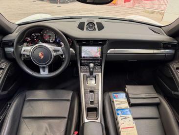 Porsche 991 I Carrera 4S — photo 8