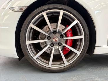 Porsche 991 I Carrera 4S — photo 19