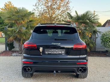 Porsche Cayenne III Turbo S — photo 5