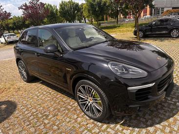 Porsche Cayenne III E-hybrid S — photo 2