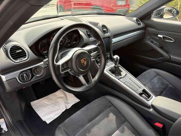 Porsche 718 Cayman — photo 5