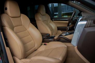 Porsche Cayenne III S Hybrid — photo 12