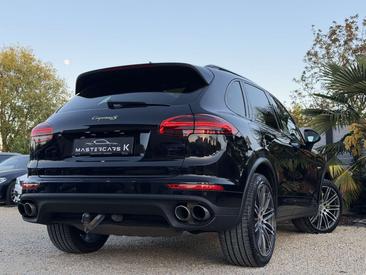 Porsche Cayenne III Turbo S — photo 32