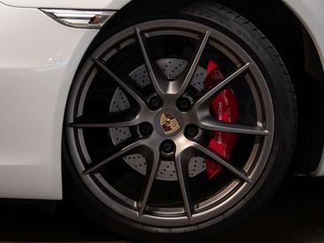 Porsche 991 Carrera S — photo 11