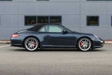 Porsche 997 II Carrera 4S — photo 9