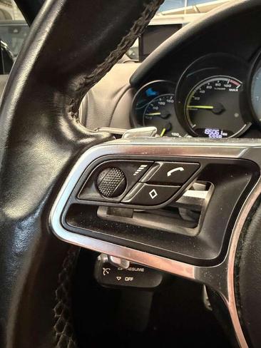 Porsche Cayenne III Turbo — photo 11