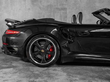 Porsche 991 II Turbo — photo 15