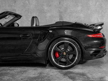 Porsche 991 II Turbo — photo 17
