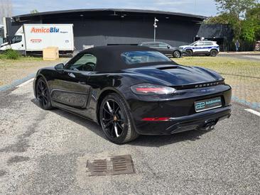 Porsche 718 Boxster IV T — photo 15