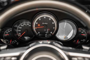 Porsche 991 II Turbo — photo 45