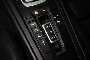 Porsche 991 II Turbo — photo 48