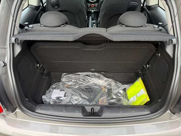 Mini Hatch Cooper — photo 16