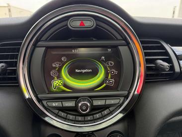 Mini Hatch Cooper — photo 19