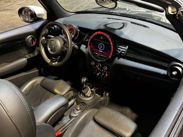 Mini Cabrio Chili Cooper S — photo 19